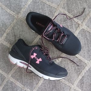 Under Armour black and pink shoes
